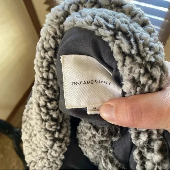 Thread & Supply Teddy Fleece 1/4 Zip Pullover Sweater Borg Gray: Size Medium - Picture 8 of 11